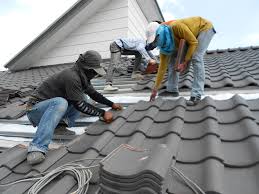 Best Roof Maintenance and Cleaning  in Charlestown, IN